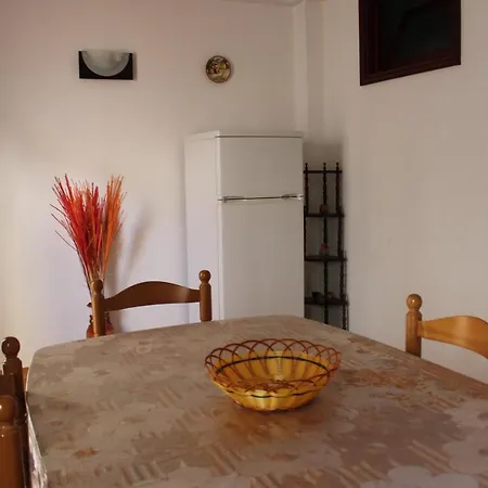 1 Bedroom Old Town Mfa 10